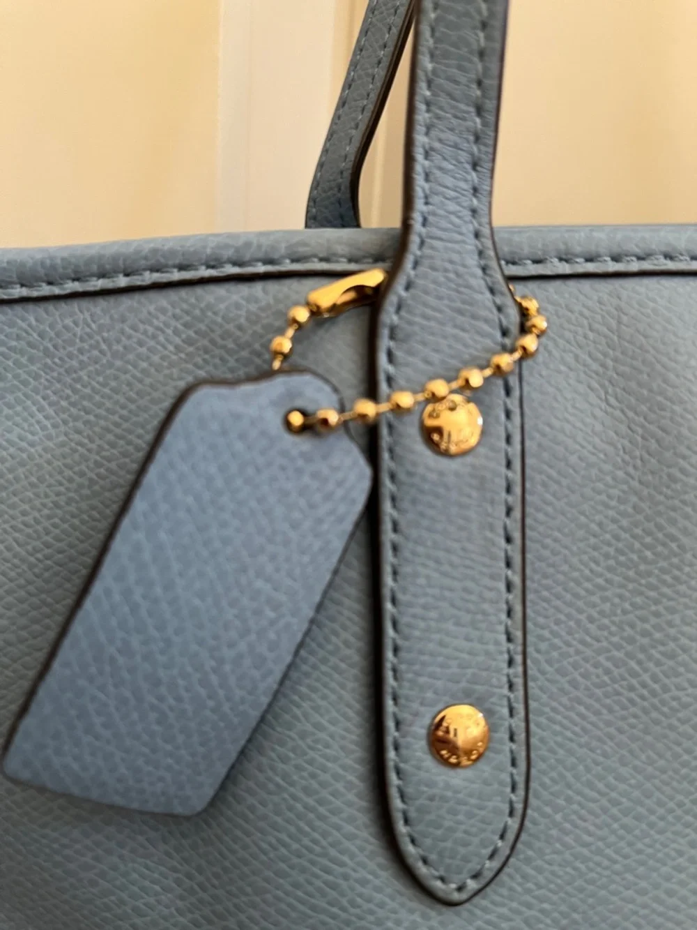 Coach City Zip Pebbled Leather Tote Gold Hardware Hangtag 2015 - Picture 9 of 17